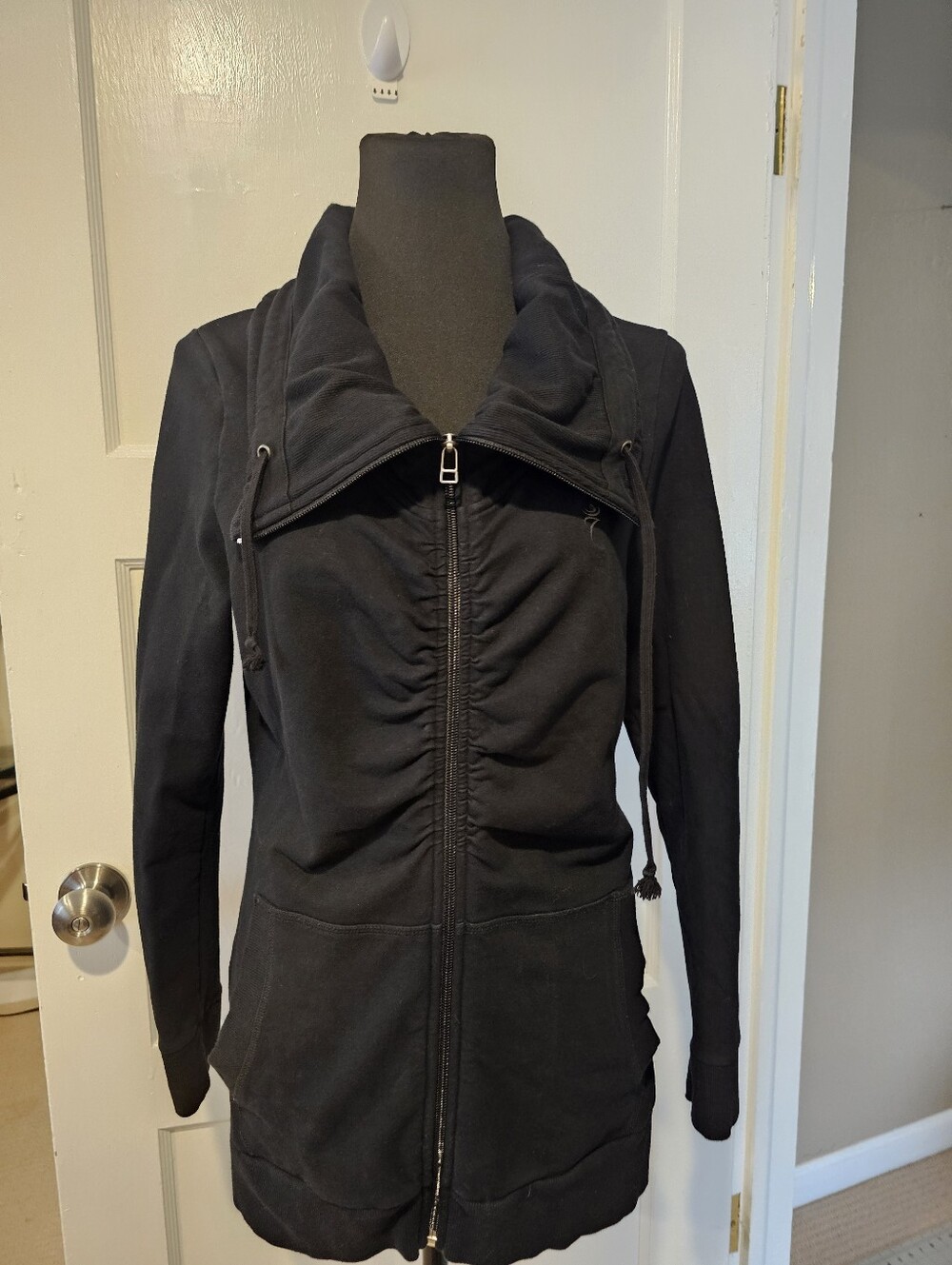 Cutter & Buck Black Ruched High Collar Active Jacket